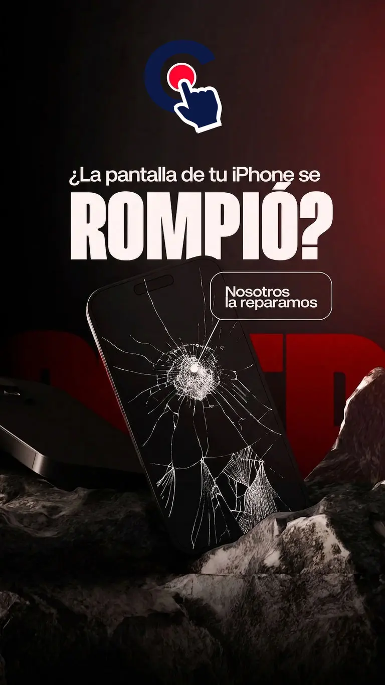 Técnico de Click Móvil reparando la pantalla de un móvil en el taller de Granada